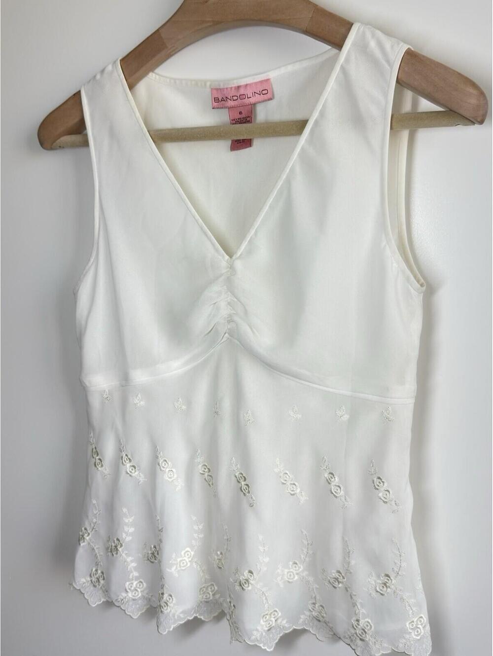 Bandolino White Embroidered Floral Tank Top Size 6 Y2K Cottagecore Side Zip - Picture 6 of 8